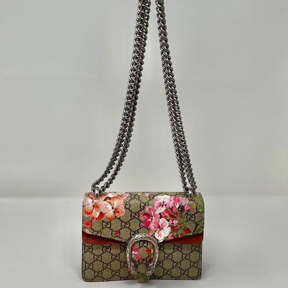 Gucci Handbags - Gucci Blooms Dionysus GG Supreme Mini Bag